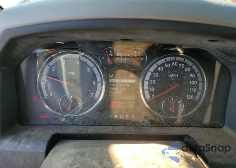 2010 Dodge Ram 1500 z USA, uszkodzony, nr VIN 3D7JV1ET4AG120417